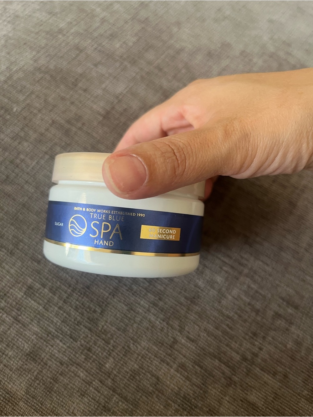 Bath & Body Works TRUE BLUE SPA 5 oz 60 SECOND MANICURE Hand Scrub Sugar Sealed - Picture 2 of 3